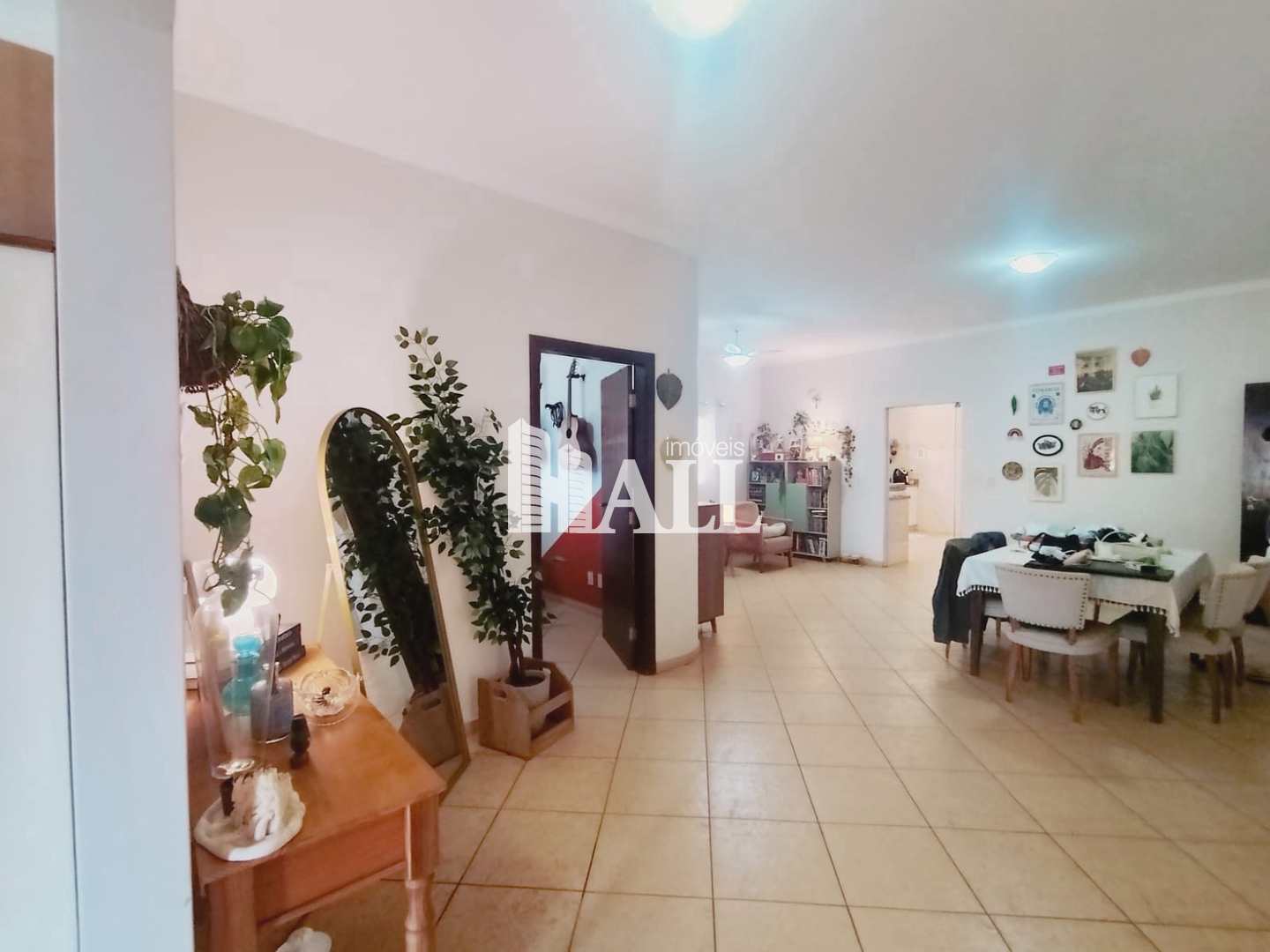 Casa com 3 quartos à venda, 240m² — foto 28 de 36
