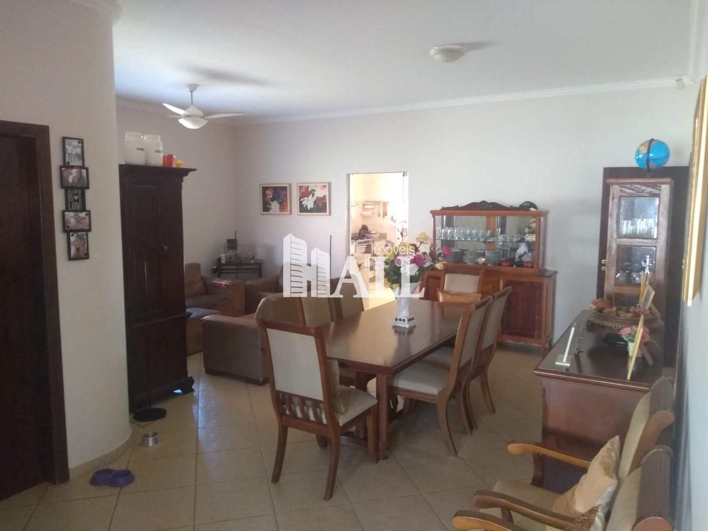 Casa com 3 quartos à venda, 240m² — foto 10 de 36