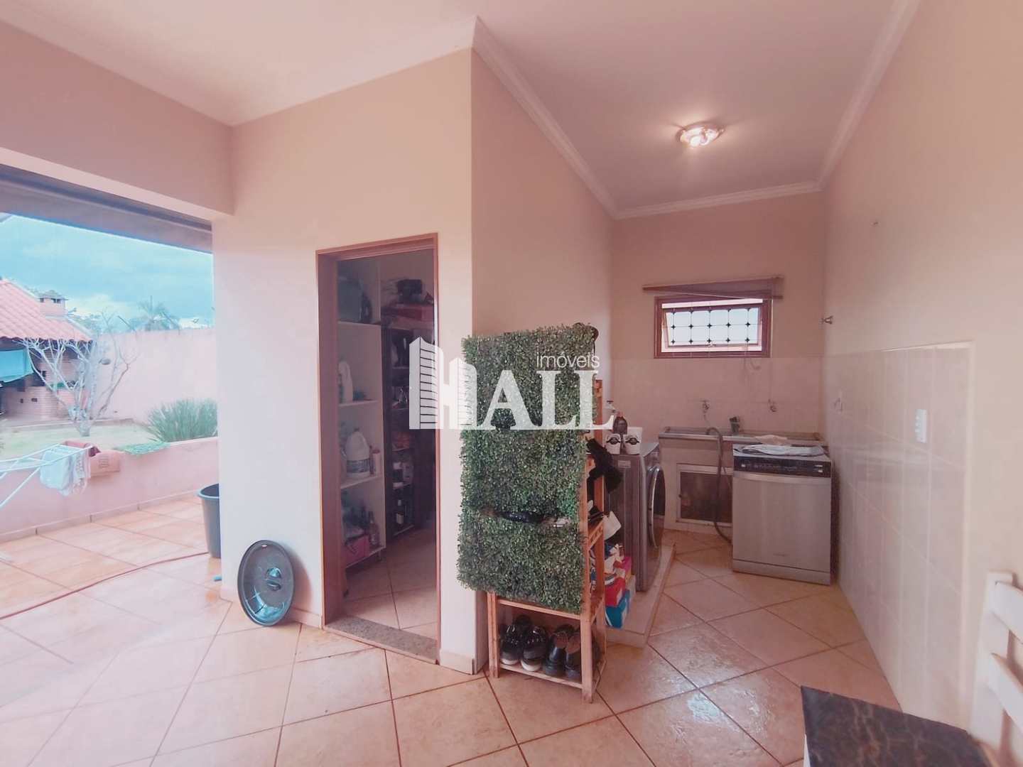 Casa com 3 quartos à venda, 240m² — foto 17 de 36