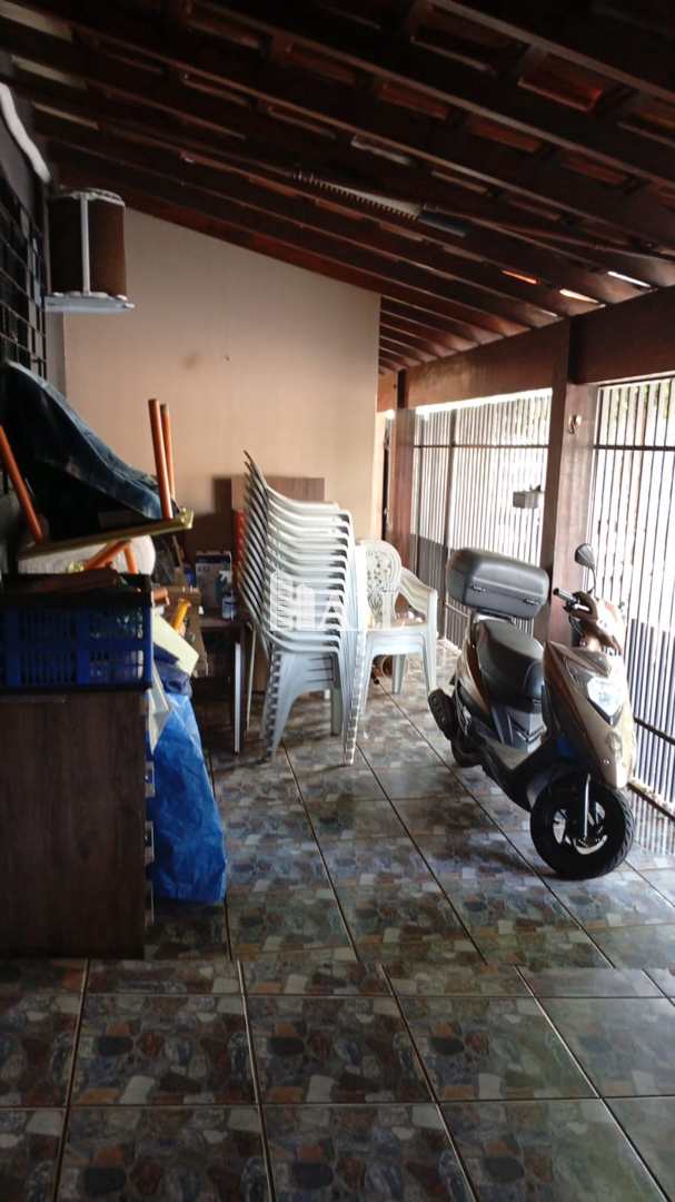 Casa com 3 quartos à venda, 180m² — foto 17 de 22
