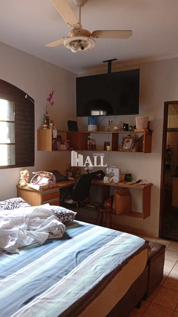 Casa com 3 quartos à venda, 180m² — foto 9 de 22