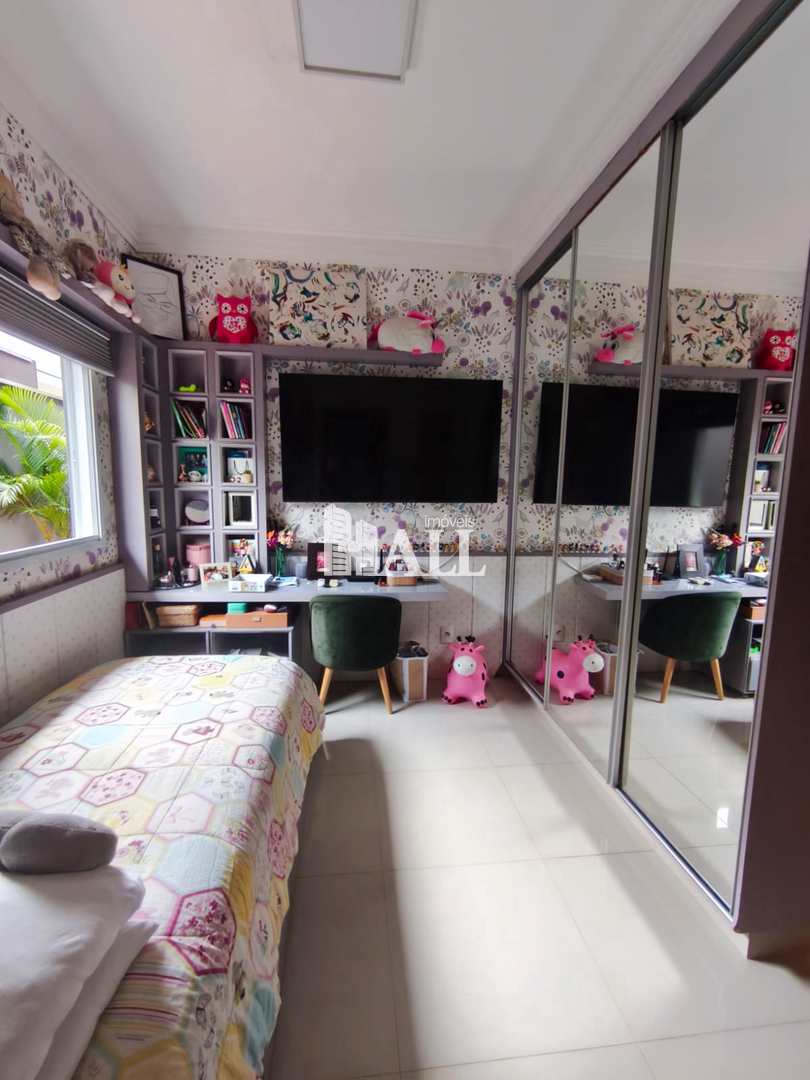 Casa com 4 quartos à venda, 563m² — foto 25 de 56