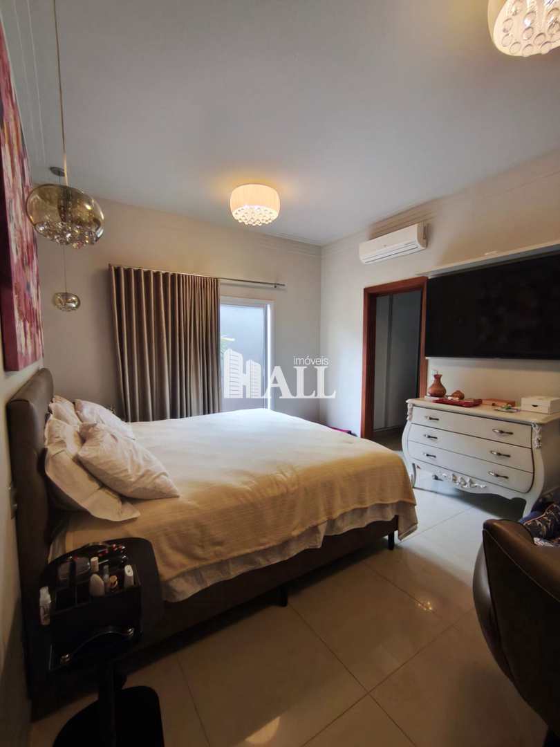 Casa com 4 quartos à venda, 563m² — foto 19 de 56