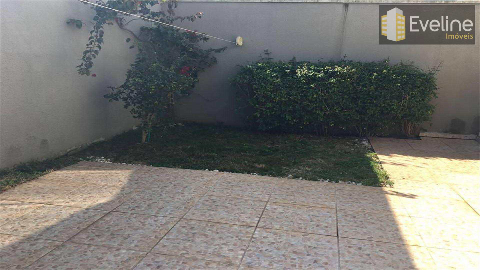 Casa à venda com 4 quartos, 200m² - Foto 26