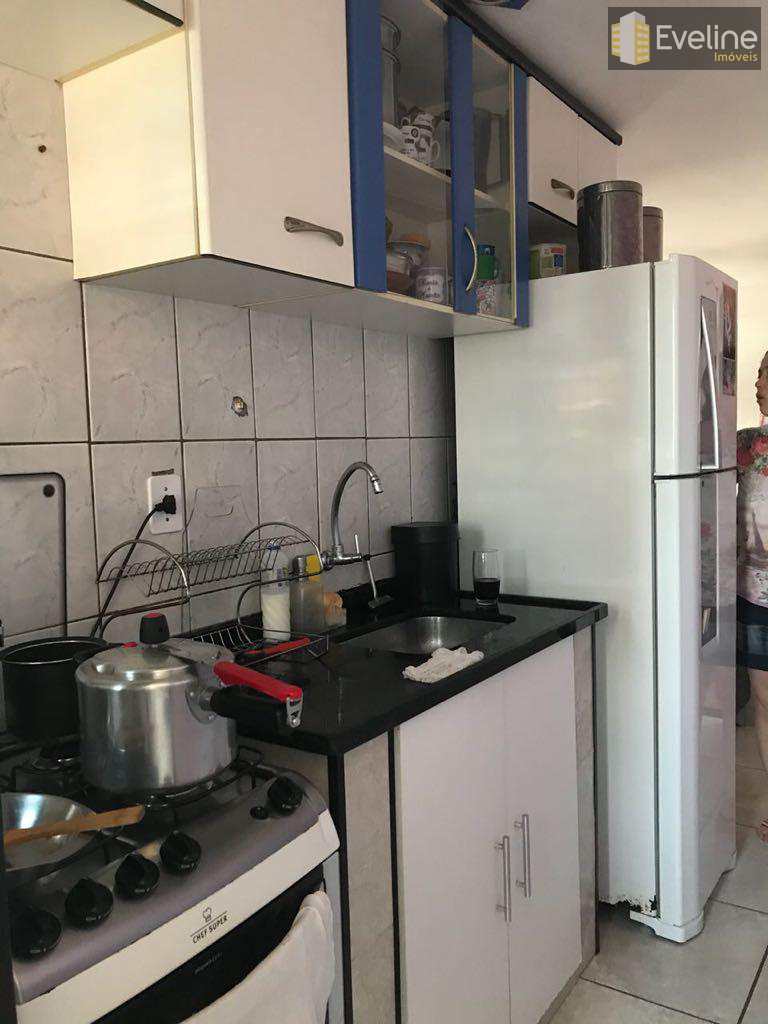 Apartamento à venda com 2 quartos, 44m² - Foto 12