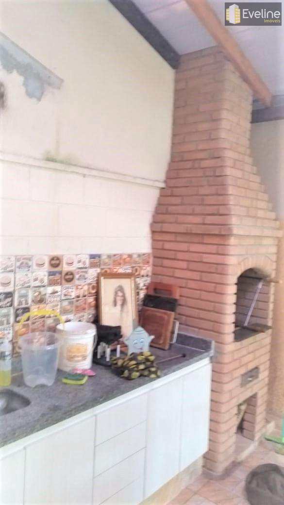 Casa de Condomínio à venda com 4 quartos, 250m² - Foto 29