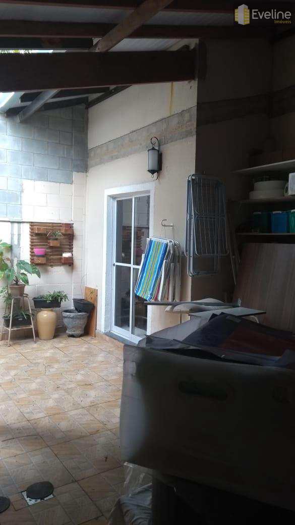 Casa de Condomínio à venda com 4 quartos, 250m² - Foto 31