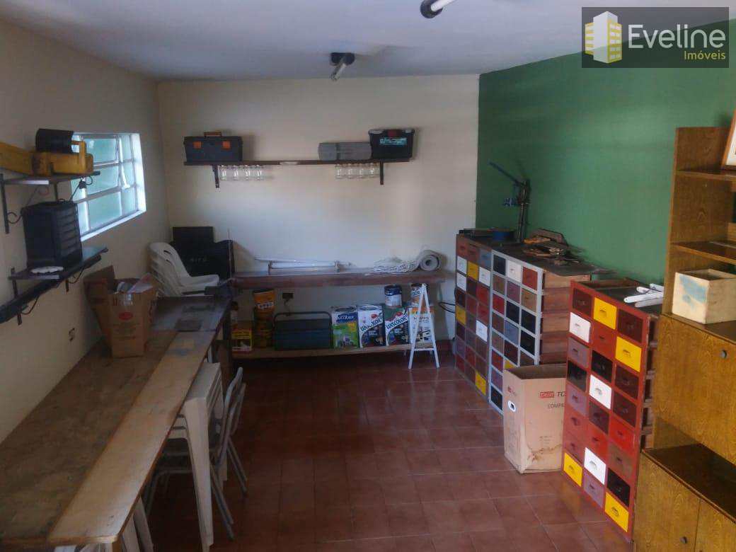 Casa à venda com 6 quartos, 750m² - Foto 23