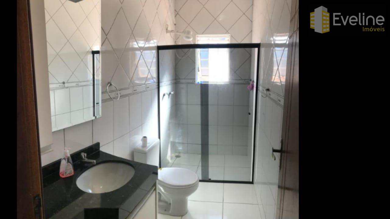 Casa à venda com 3 quartos, 210m² - Foto 27