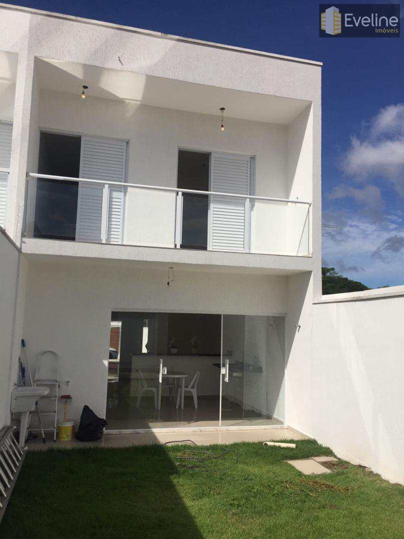 Casa à venda com 3 quartos, 175m² - Foto 2