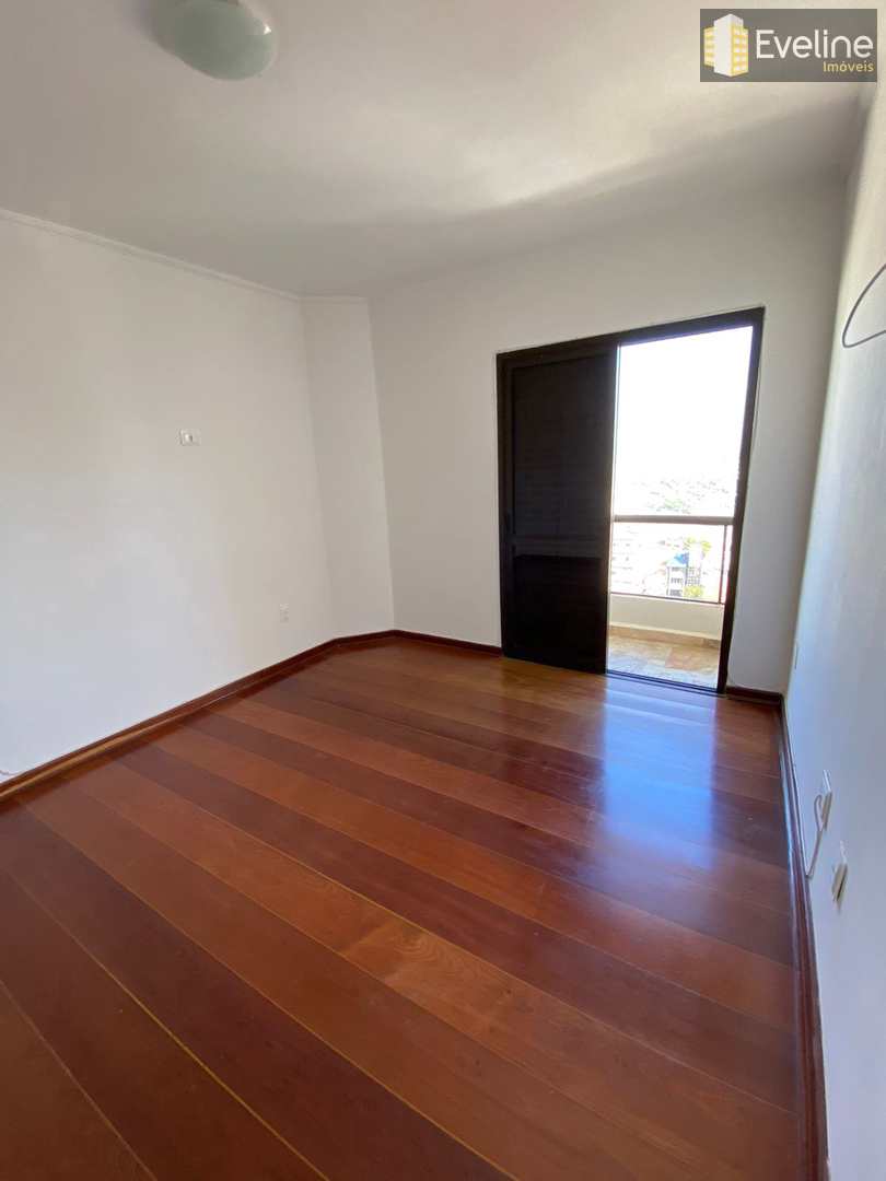 Apartamento à venda com 3 quartos, 145m² - Foto 11