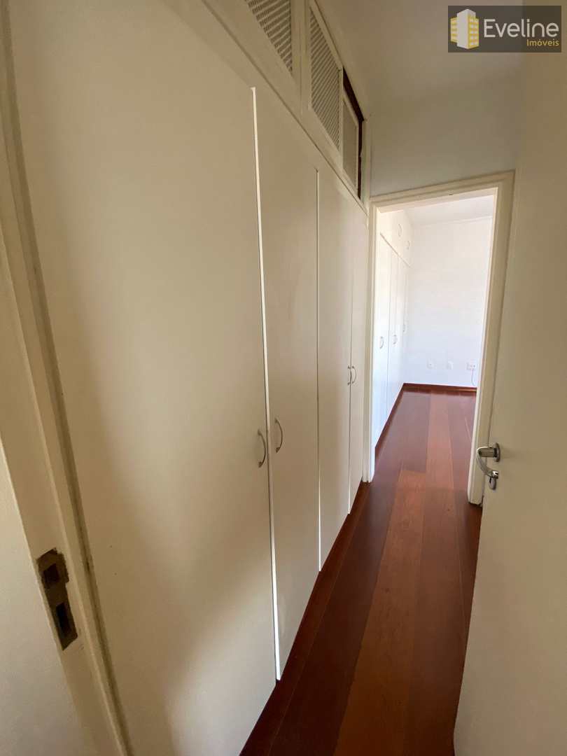 Apartamento à venda com 3 quartos, 145m² - Foto 9