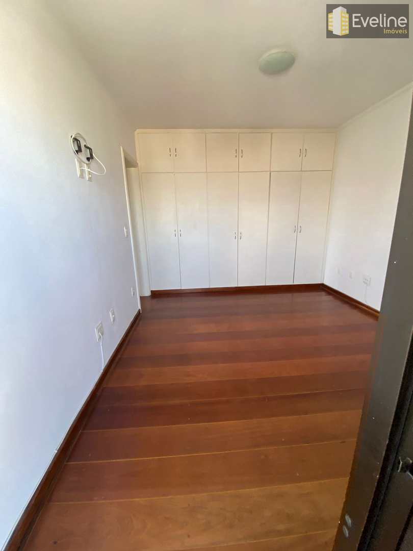 Apartamento à venda com 3 quartos, 145m² - Foto 15