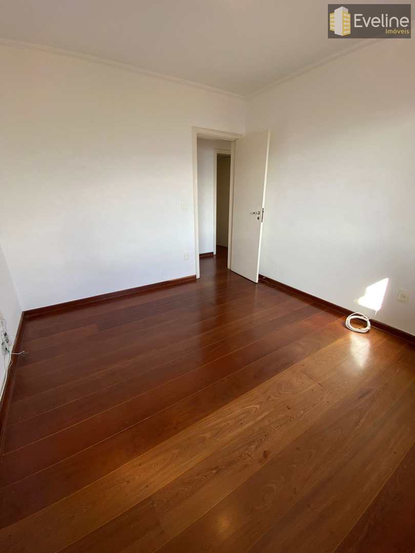 Apartamento à venda com 3 quartos, 145m² - Foto 10