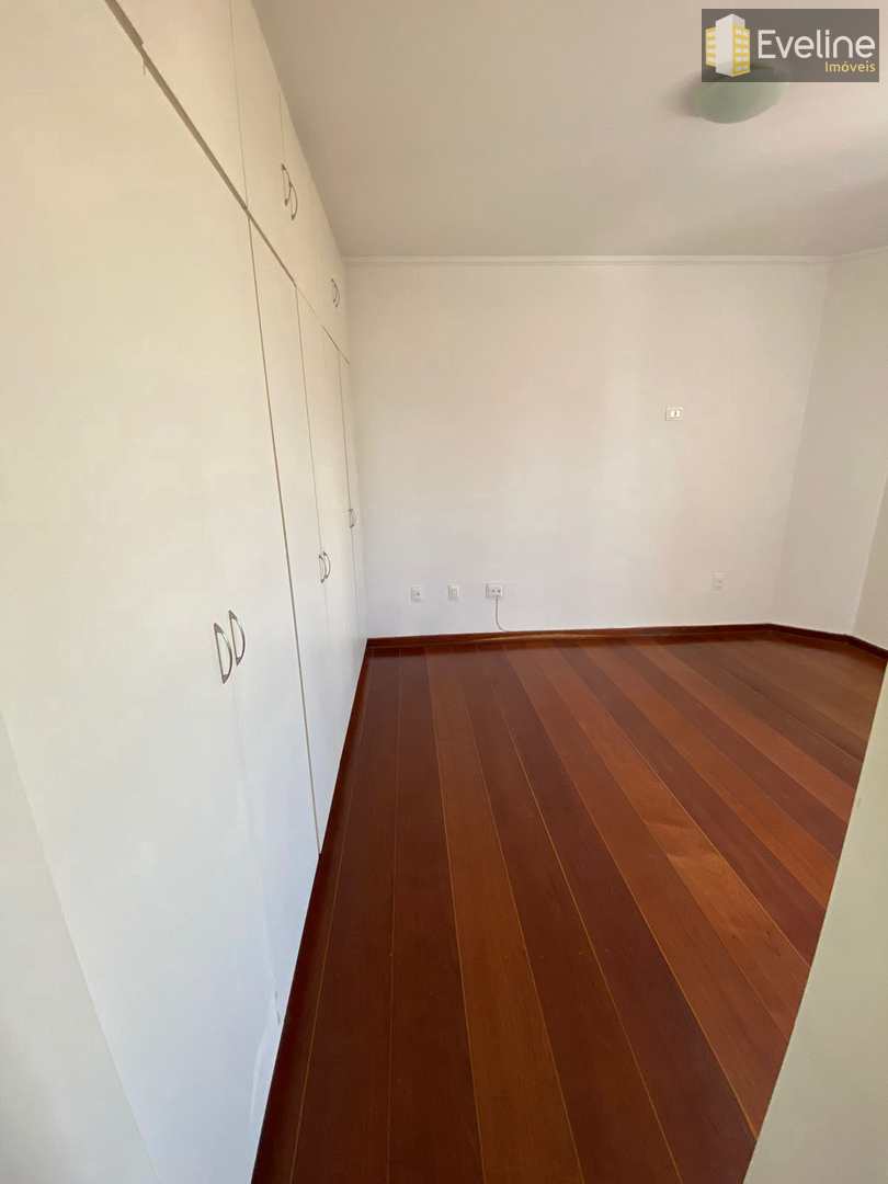 Apartamento à venda com 3 quartos, 145m² - Foto 17