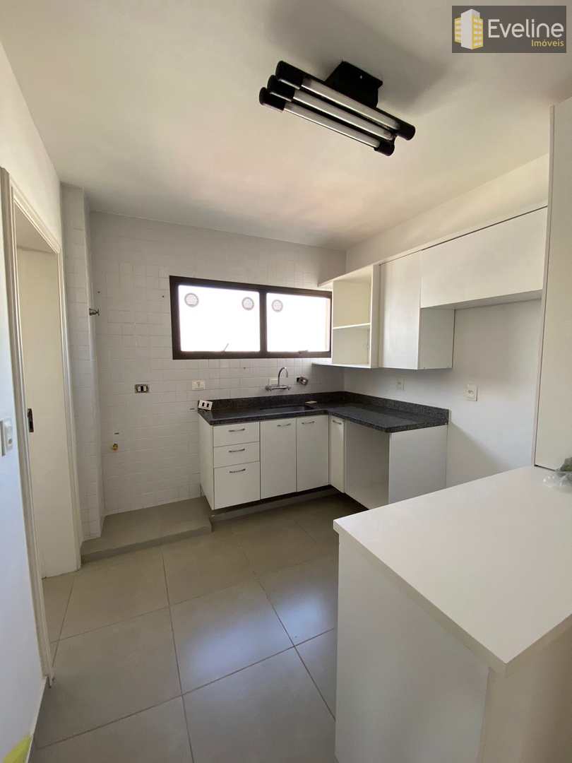 Apartamento à venda com 3 quartos, 145m² - Foto 5