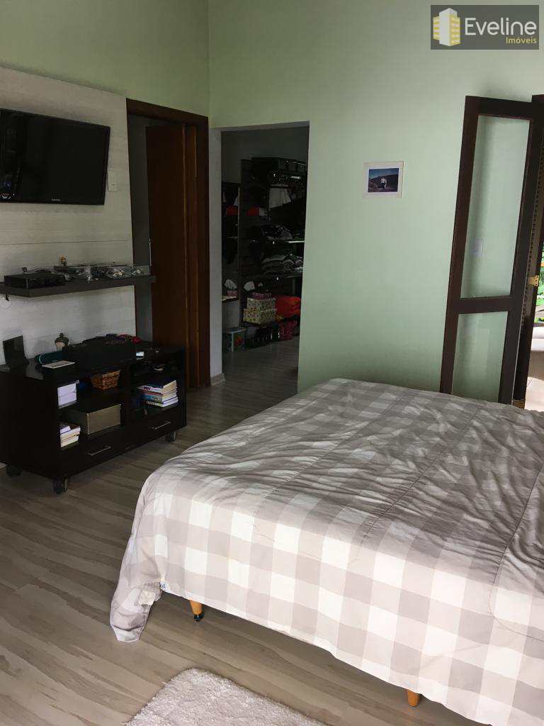 Casa de Condomínio à venda com 3 quartos, 290m² - Foto 7