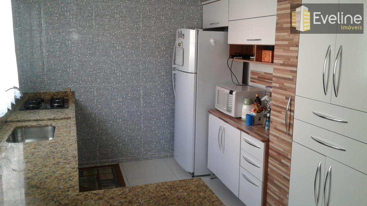 Sobrado à venda com 3 quartos, 130m² - Foto 6