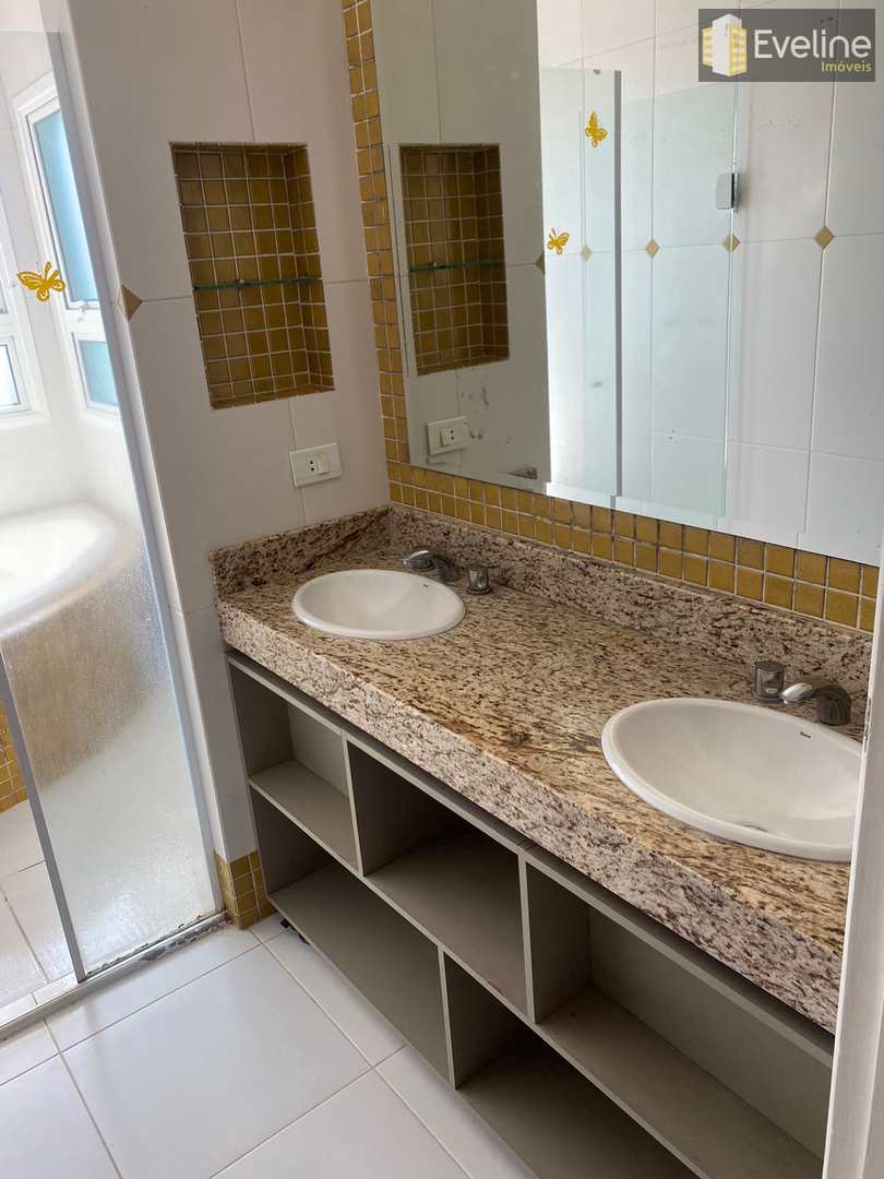 Casa de Condomínio à venda com 5 quartos, 300m² - Foto 11