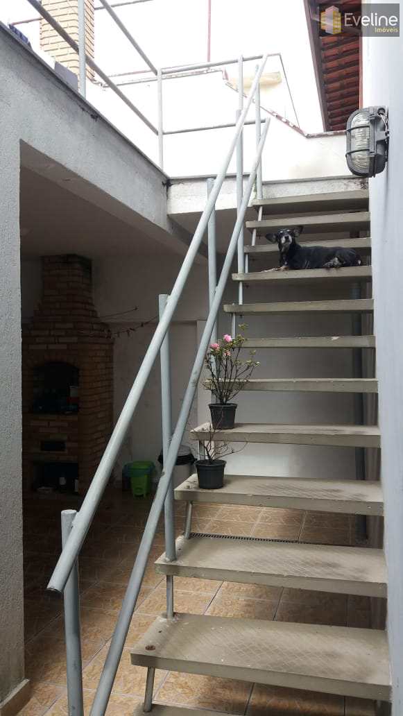 Sobrado à venda com 3 quartos, 175m² - Foto 3