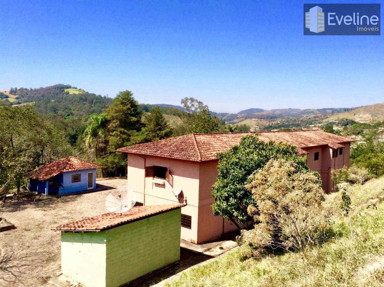 Fazenda à venda com 8 quartos, 1700m² - Foto 30