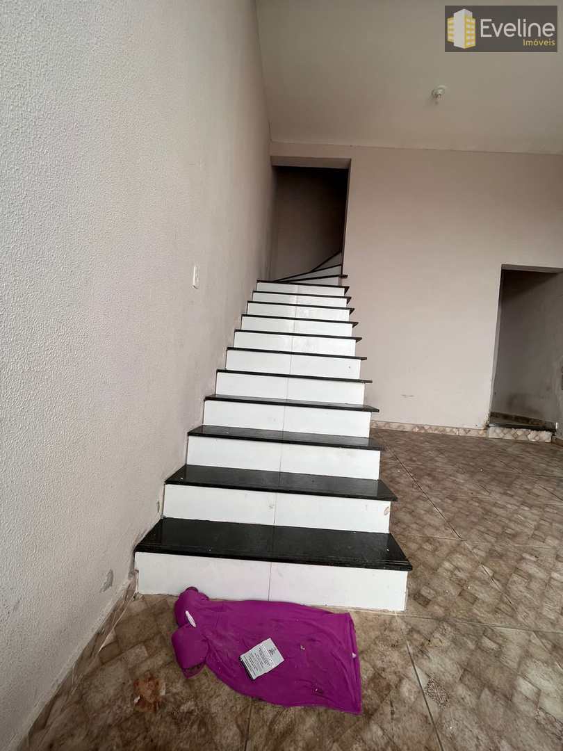 Sobrado à venda e aluguel com 3 quartos, 240m² - Foto 14