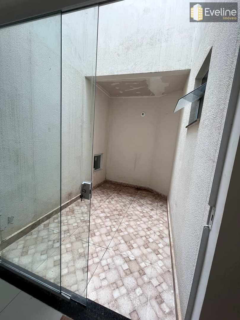 Sobrado à venda e aluguel com 3 quartos, 240m² - Foto 9