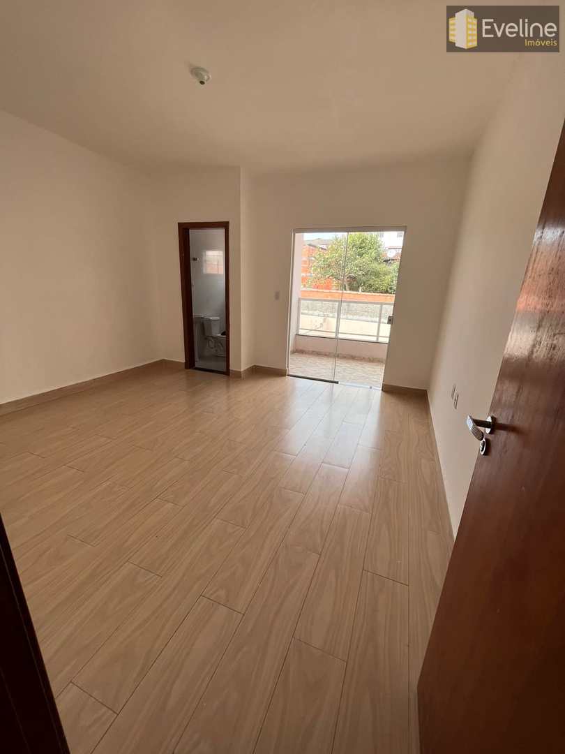 Sobrado à venda e aluguel com 3 quartos, 240m² - Foto 1