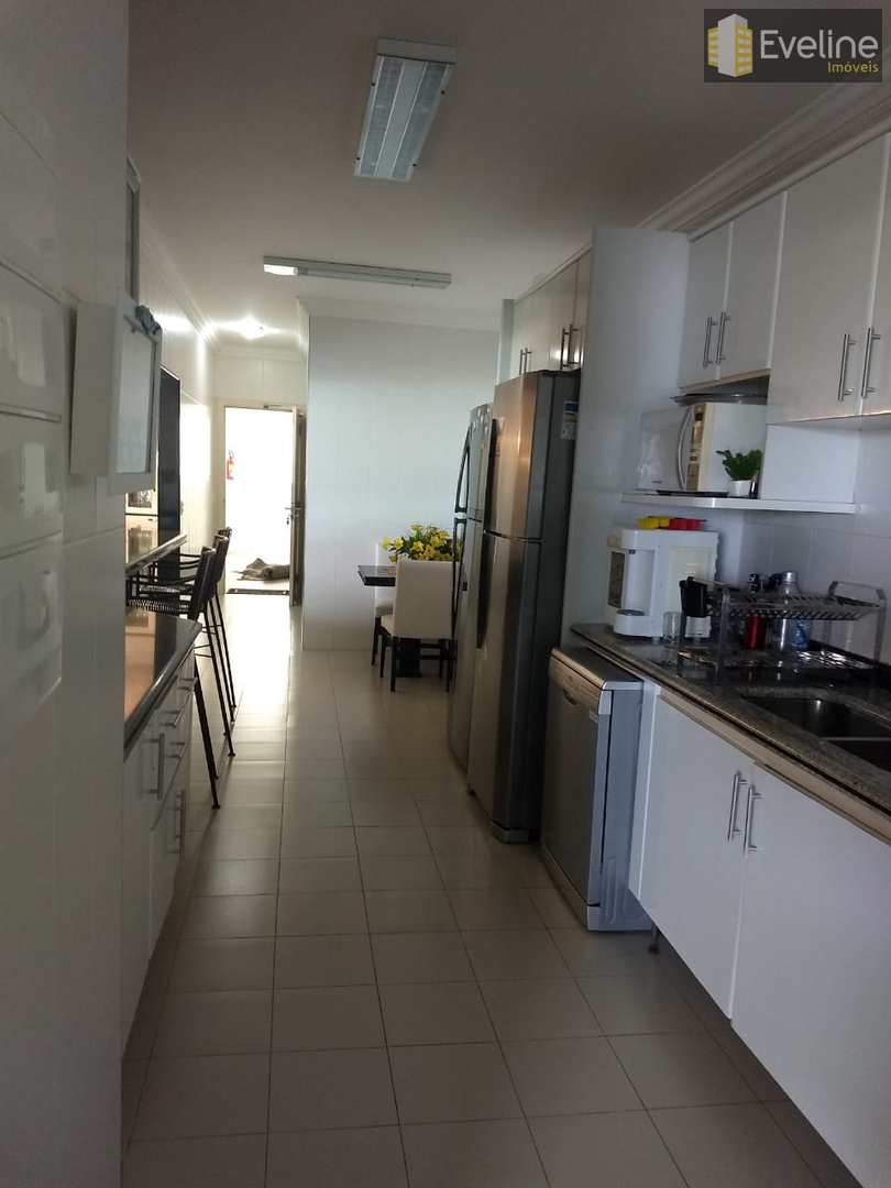 Apartamento à venda com 5 quartos, 330m² - Foto 8