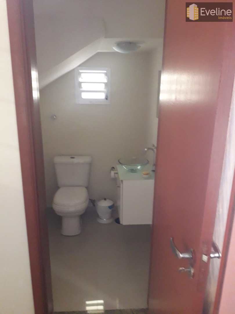 Casa de Condomínio à venda com 4 quartos, 225m² - Foto 33