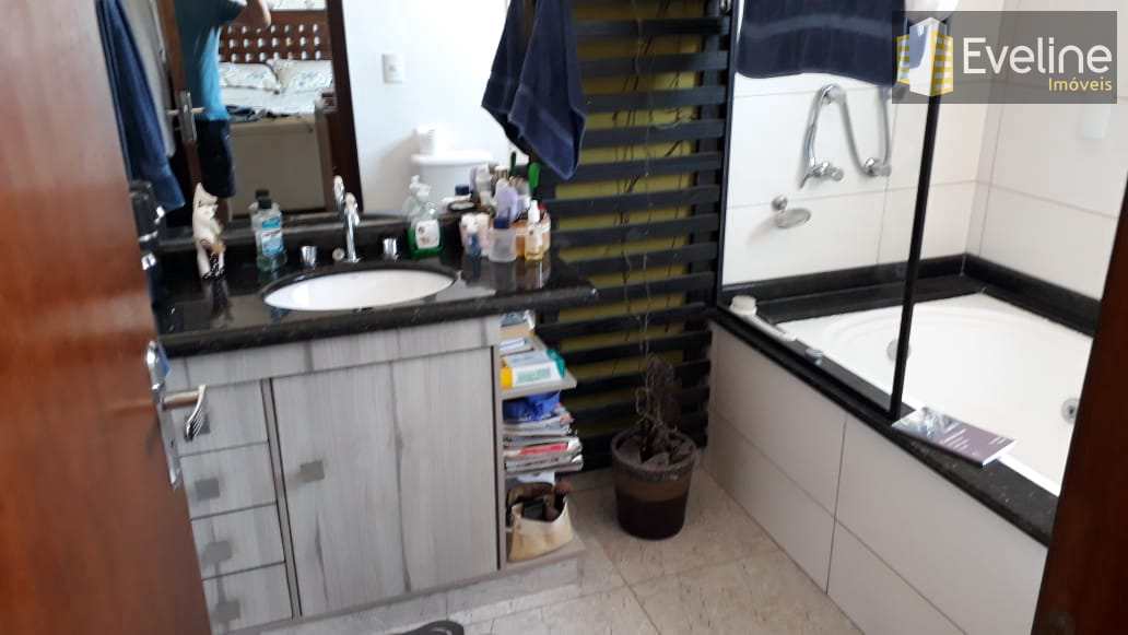 Sobrado à venda com 3 quartos, 300m² - Foto 9