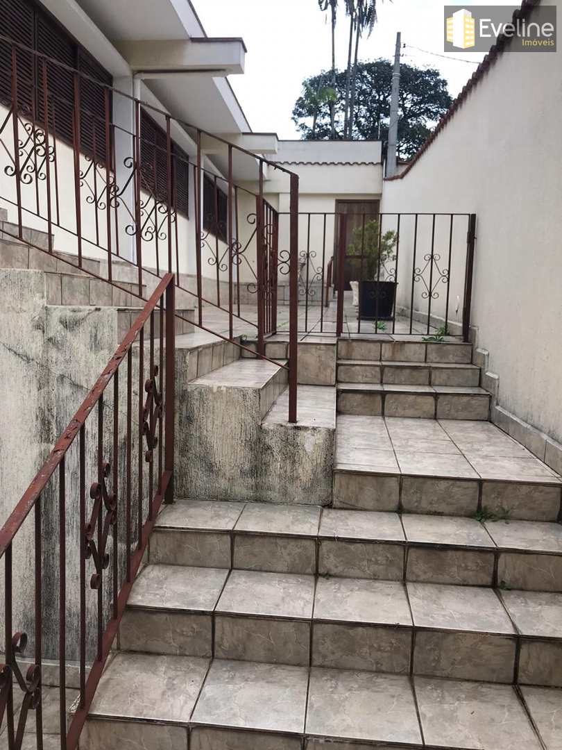 Casa à venda e aluguel com 4 quartos, 210m² - Foto 15