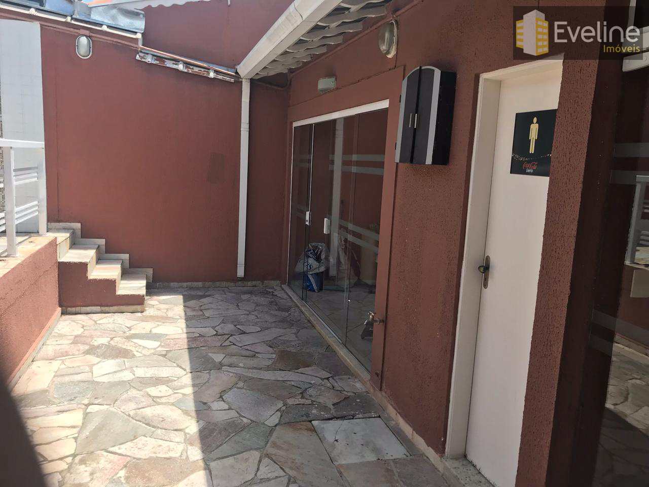 Casa à venda com 3 quartos, 271m² - Foto 27