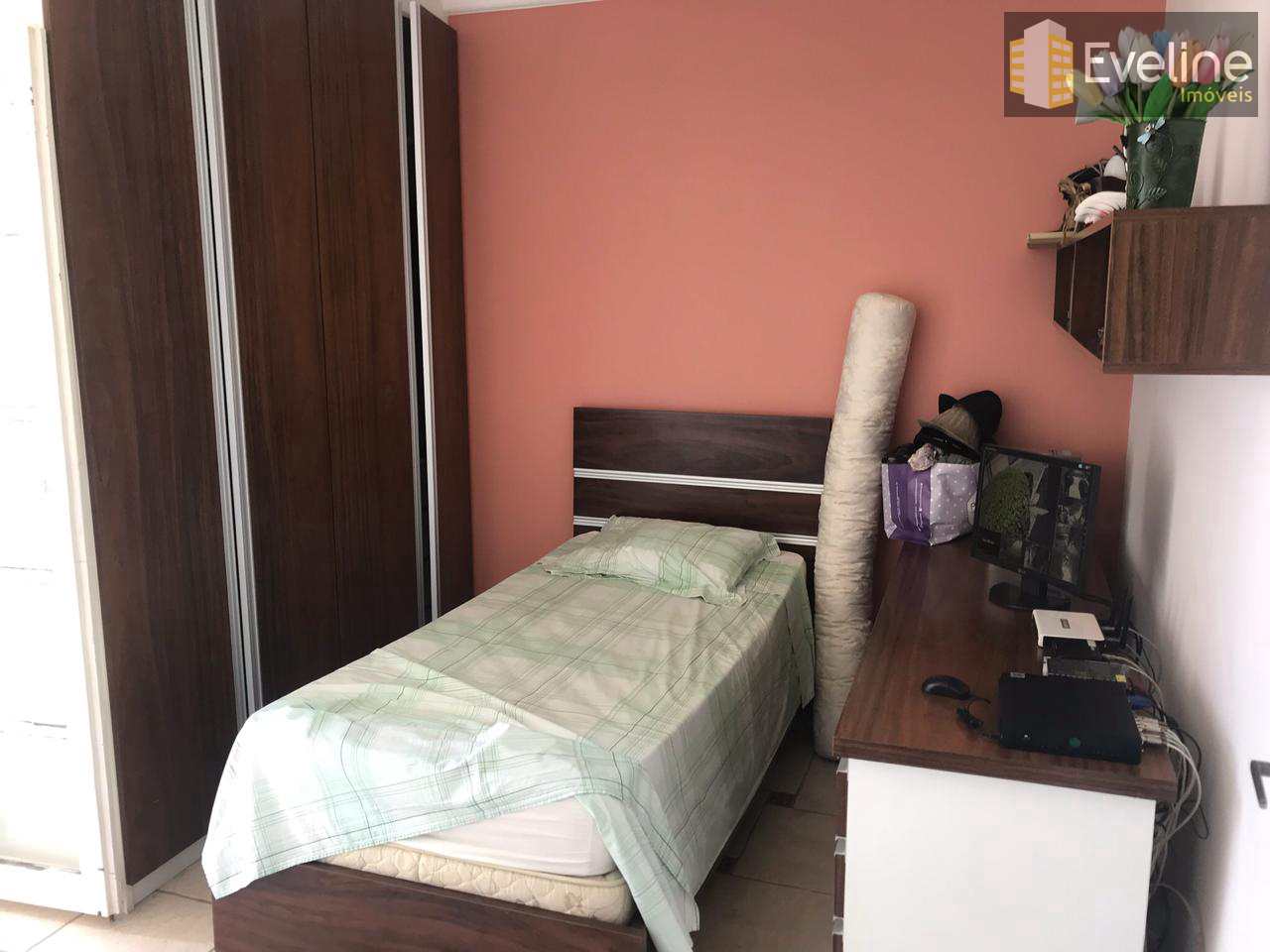 Casa à venda com 3 quartos, 271m² - Foto 22