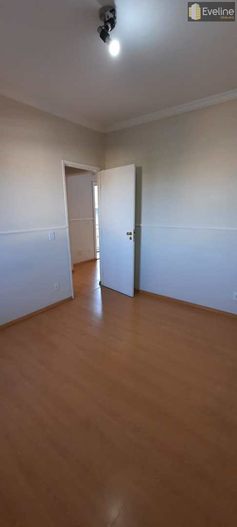 Apartamento à venda com 2 quartos, 61m² - Foto 14