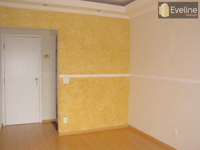 Apartamento à venda com 2 quartos, 61m² - Foto 5