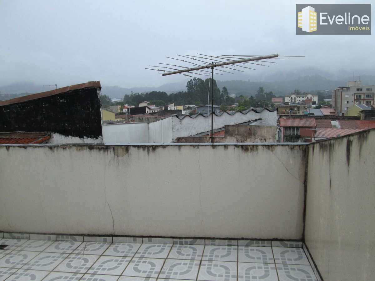 Sobrado à venda com 4 quartos, 250m² - Foto 36