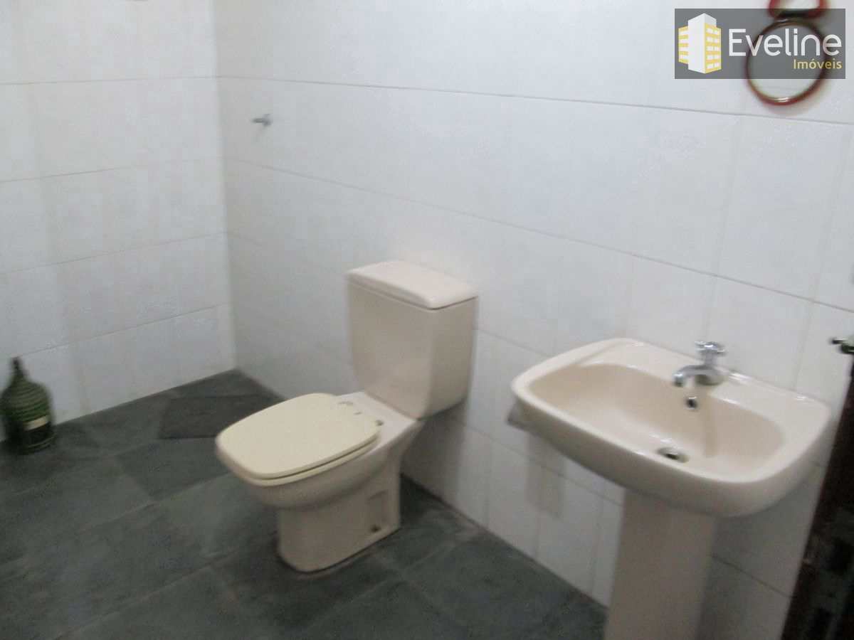 Sobrado à venda com 4 quartos, 250m² - Foto 34