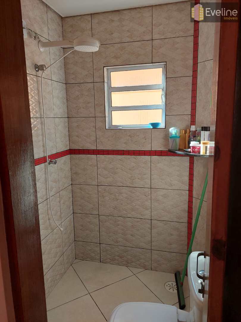 Casa à venda com 4 quartos, 150m² - Foto 15