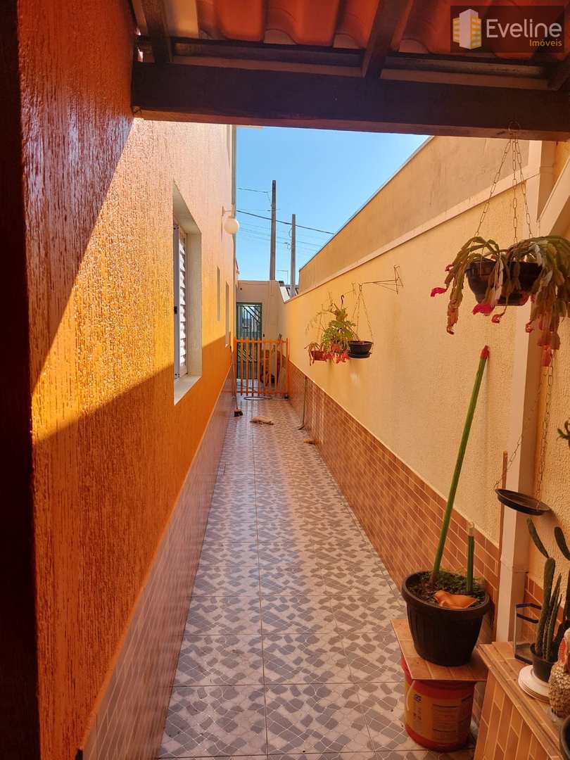 Casa à venda com 4 quartos, 150m² - Foto 19