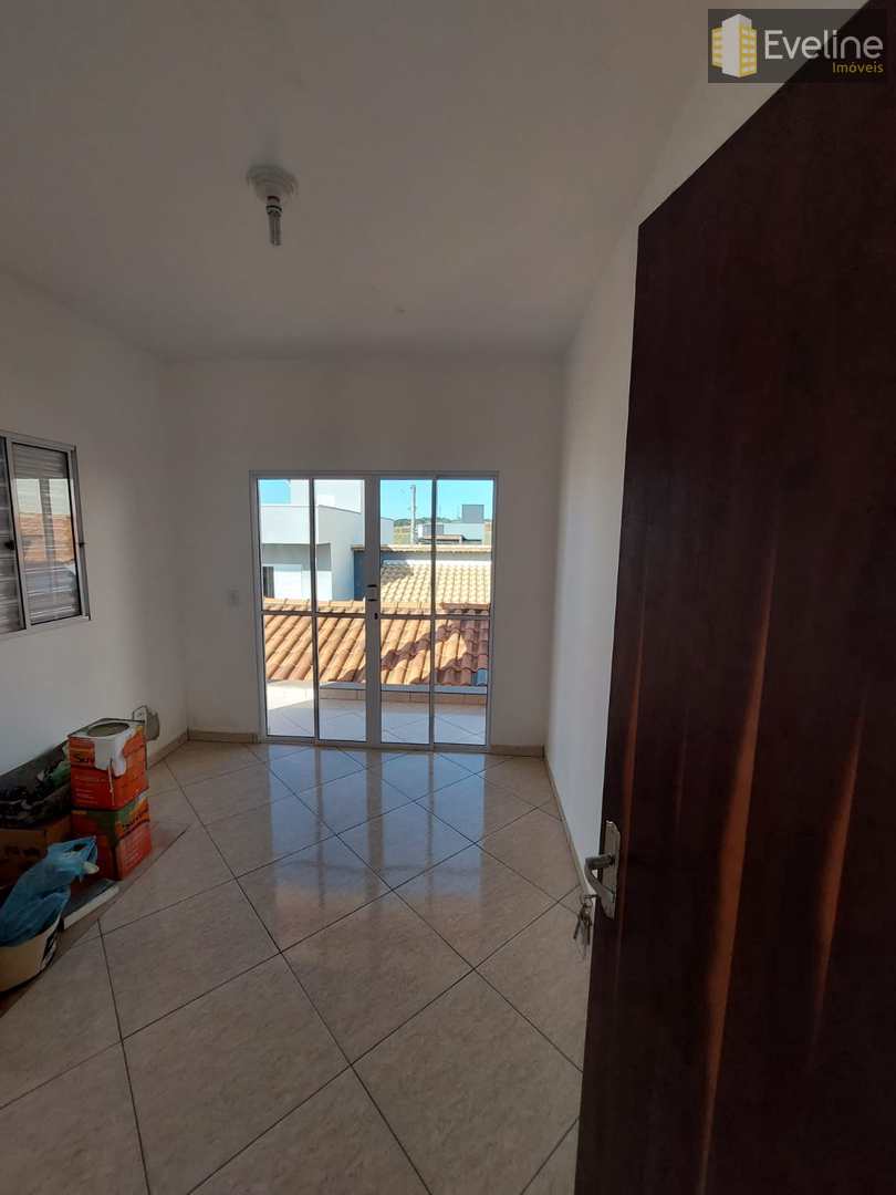 Casa à venda com 4 quartos, 150m² - Foto 12