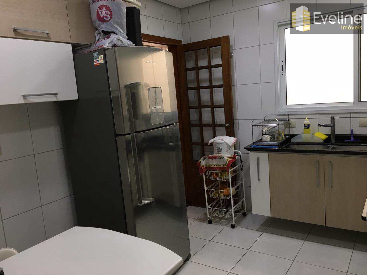 Casa à venda com 2 quartos, 102m² - Foto 1