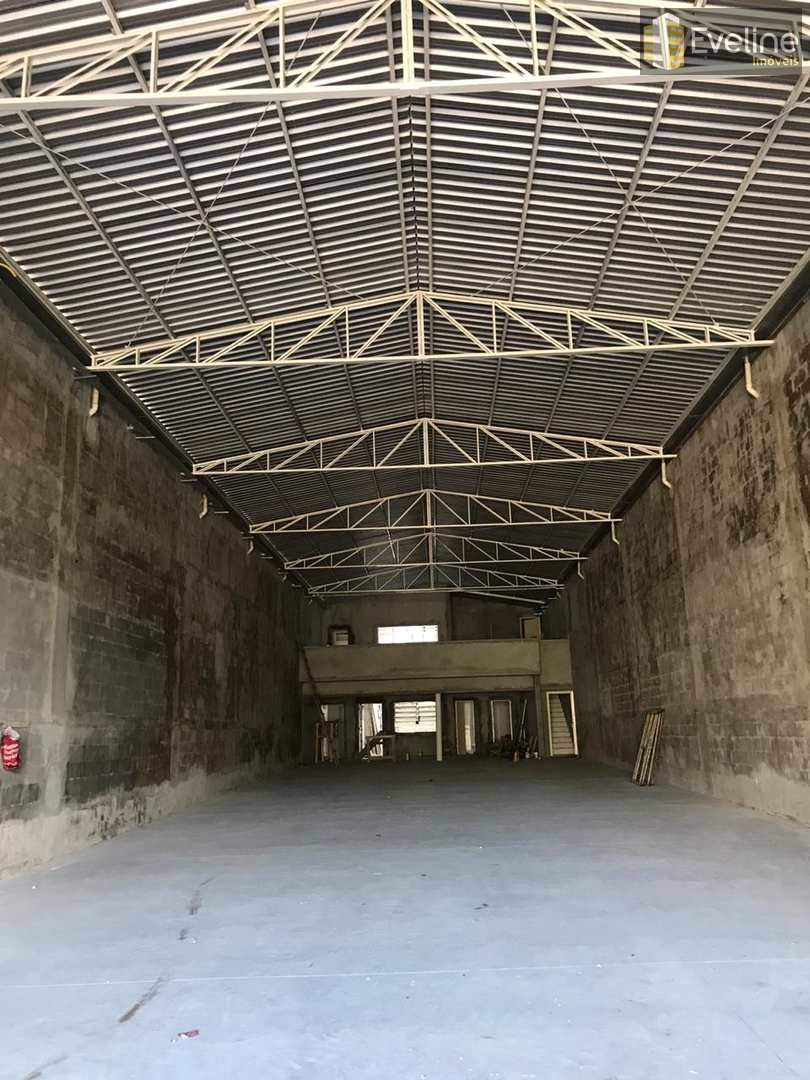 Depósito-Galpão-Armazém para alugar, 450m² - Foto 1