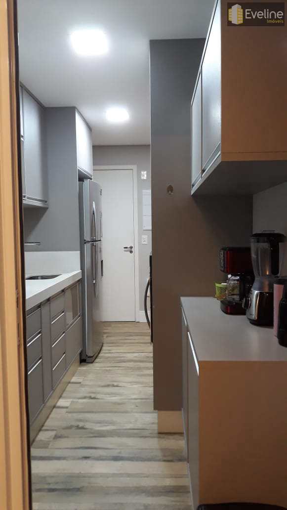 Apartamento à venda com 3 quartos, 97m² - Foto 31