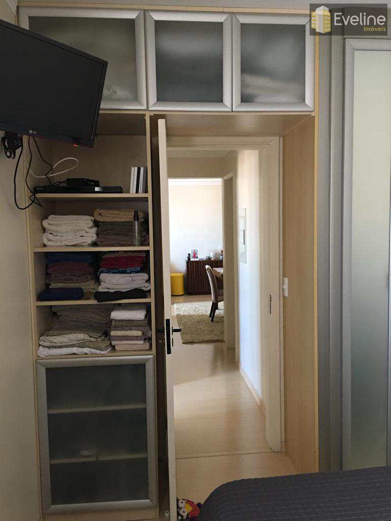 Apartamento à venda com 3 quartos, 94m² - Foto 11