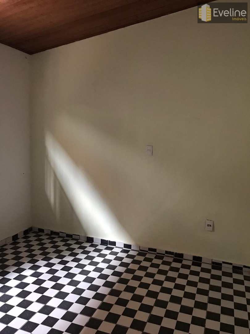 Casa à venda com 2 quartos, 180m² - Foto 22