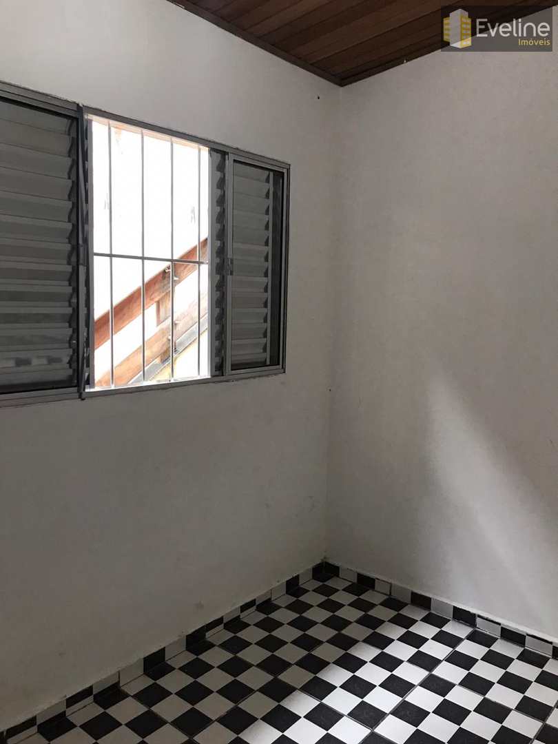 Casa à venda com 2 quartos, 180m² - Foto 13