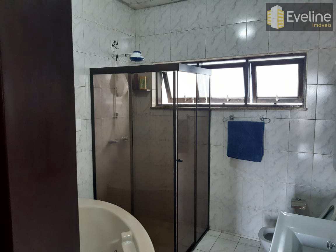 Casa à venda com 3 quartos, 350m² - Foto 24