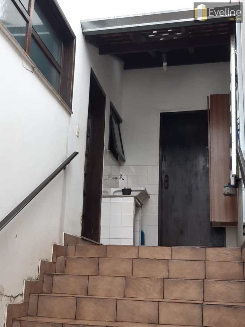 Casa à venda com 3 quartos, 350m² - Foto 15