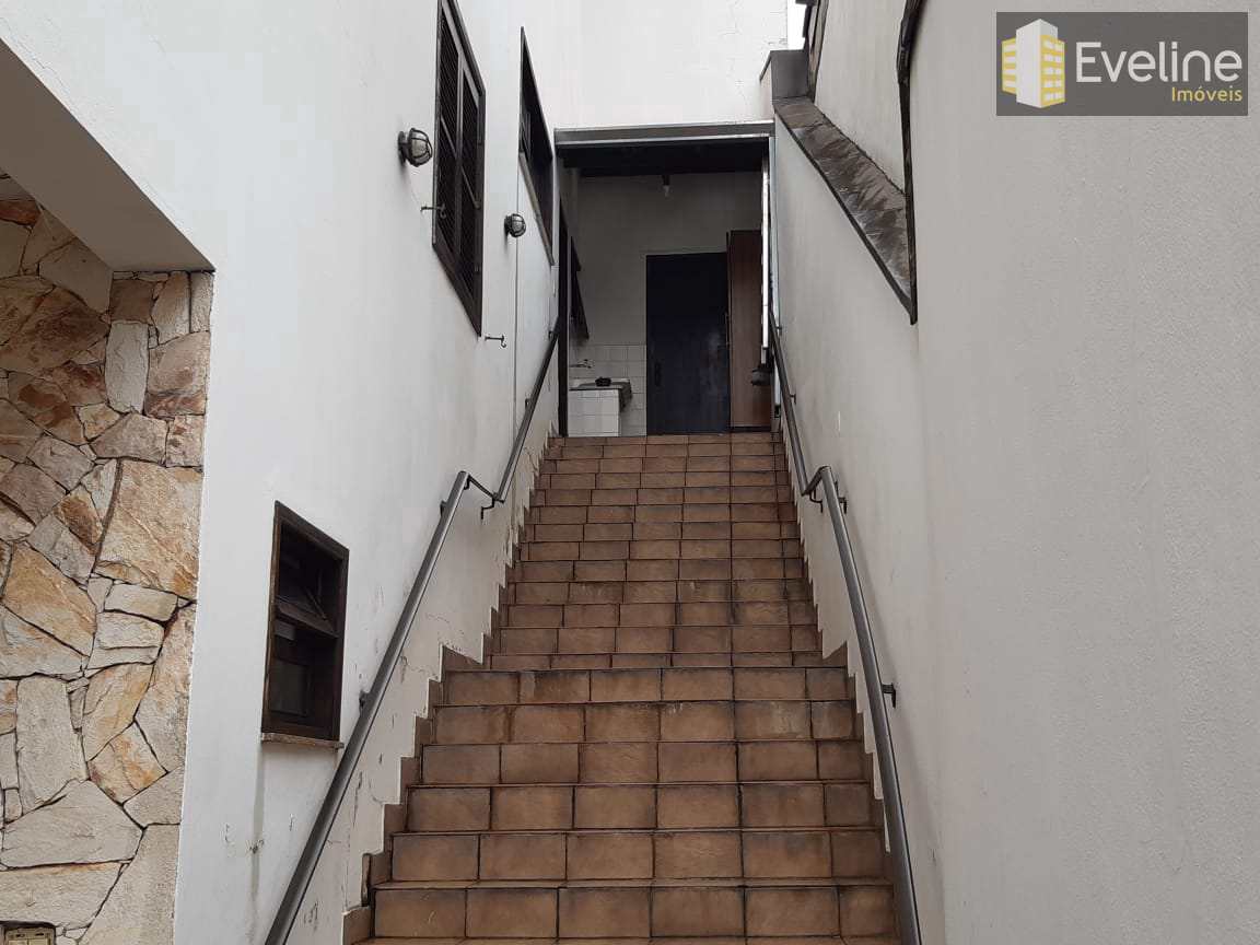 Casa à venda com 3 quartos, 350m² - Foto 26